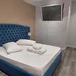 아파트 Dani's Sarandë