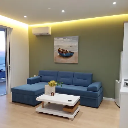 Dani's Apartment *