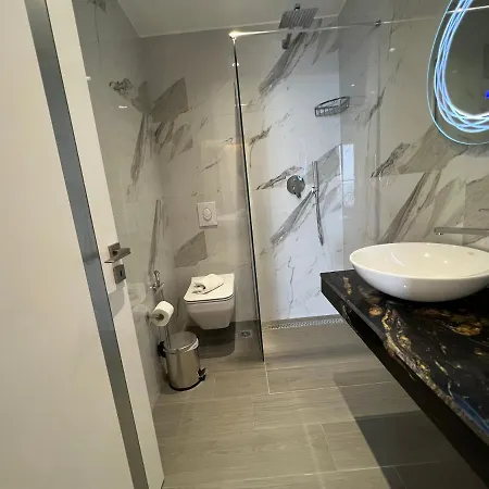 Dani's Apartmán Sarandë
